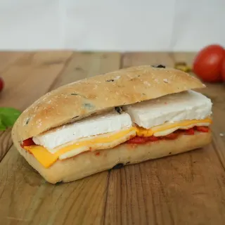 4 Peynirli Sandviç
